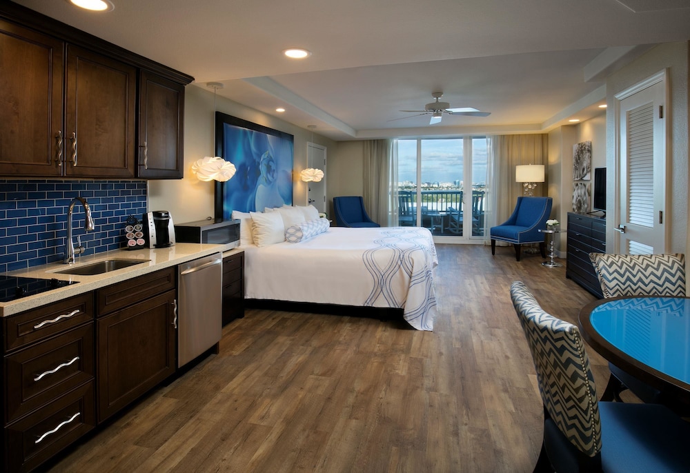 Lido Beach Resort - photo 7
