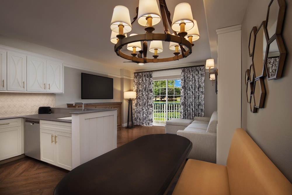 Disney's Saratoga Springs Resort & Spa - photo 11