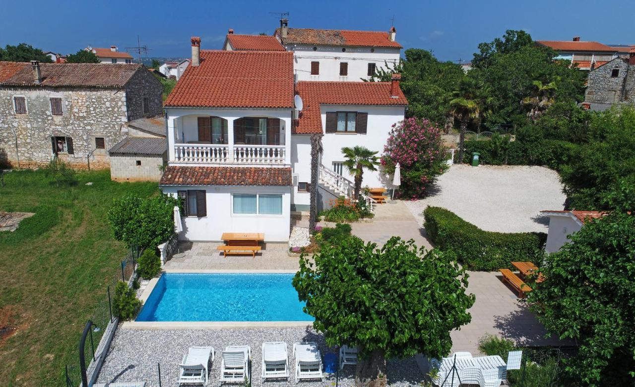 Apartments Ella — 4-Star Luxury Hotel in Porec, Croatia
