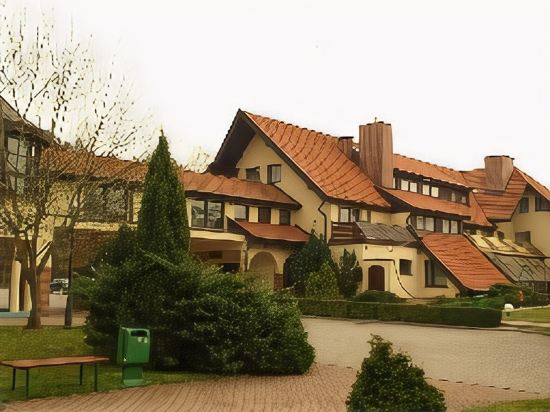 Bukowy Dworek — hotel in Lagow