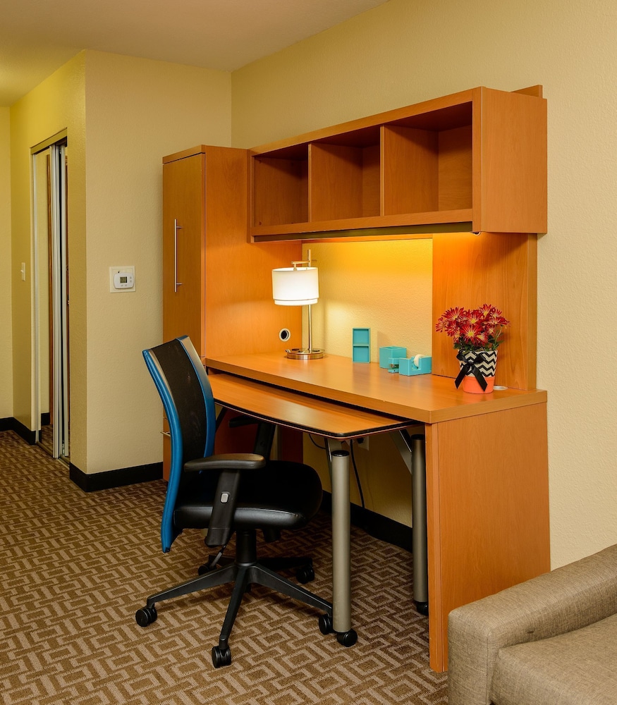 TownePlace Suites by Marriott Fort Meade National Business Park - photo 11