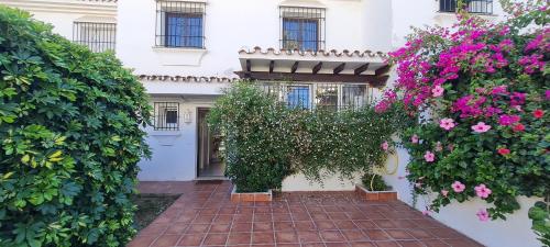 Maison Marbella proche de la mer — 4-Star Luxury Hotel in Marbella, Spain