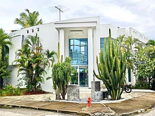Condominio El Peñon — 4-Star Luxury Hotel in Girardot City, Colombia