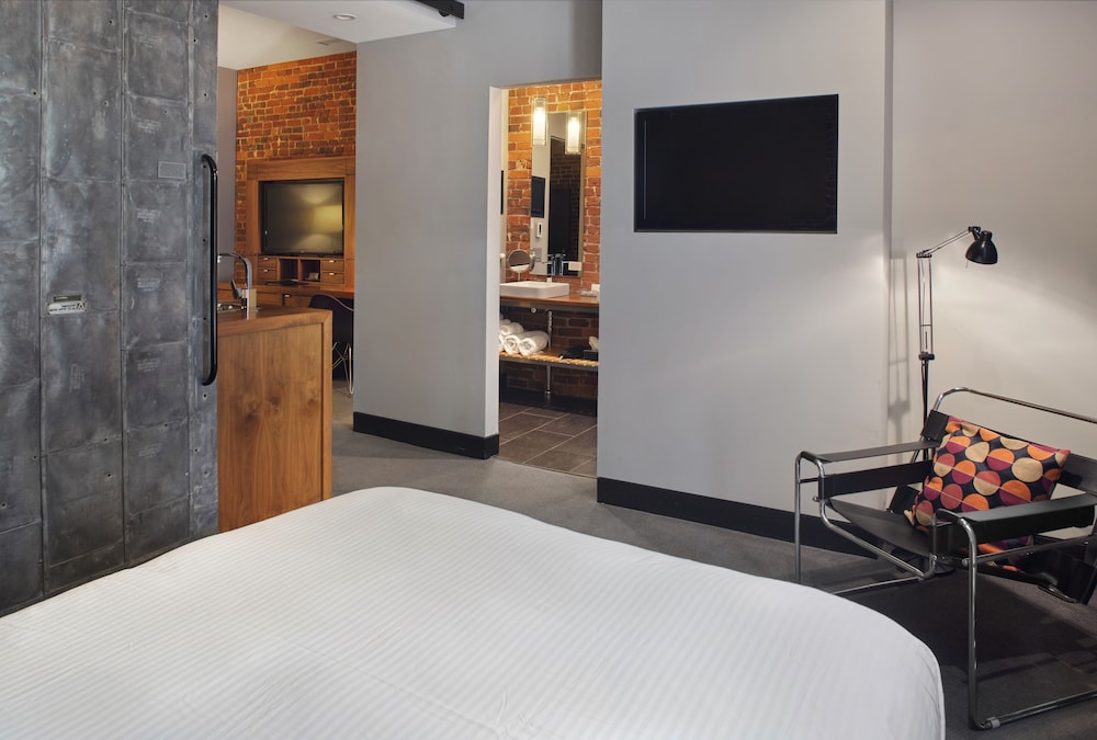 St Paul Hotel Wooster - photo 21