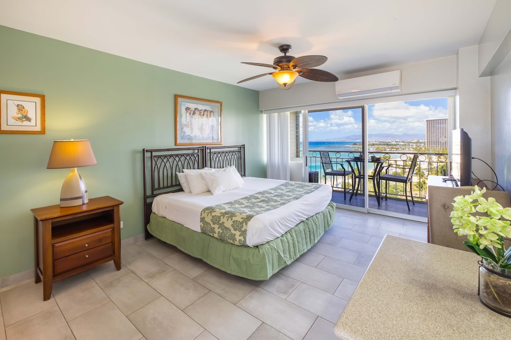 Waikiki Shore By Outrigger - photo 45