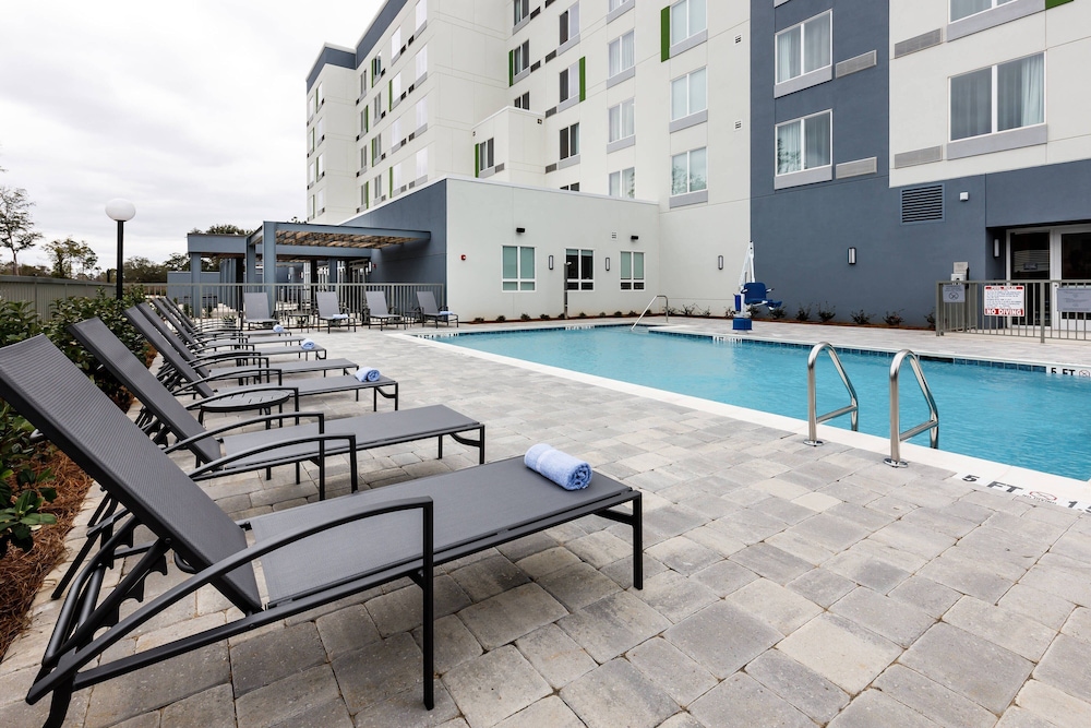 Courtyard by Marriott Pensacola I 10 West - photo 23