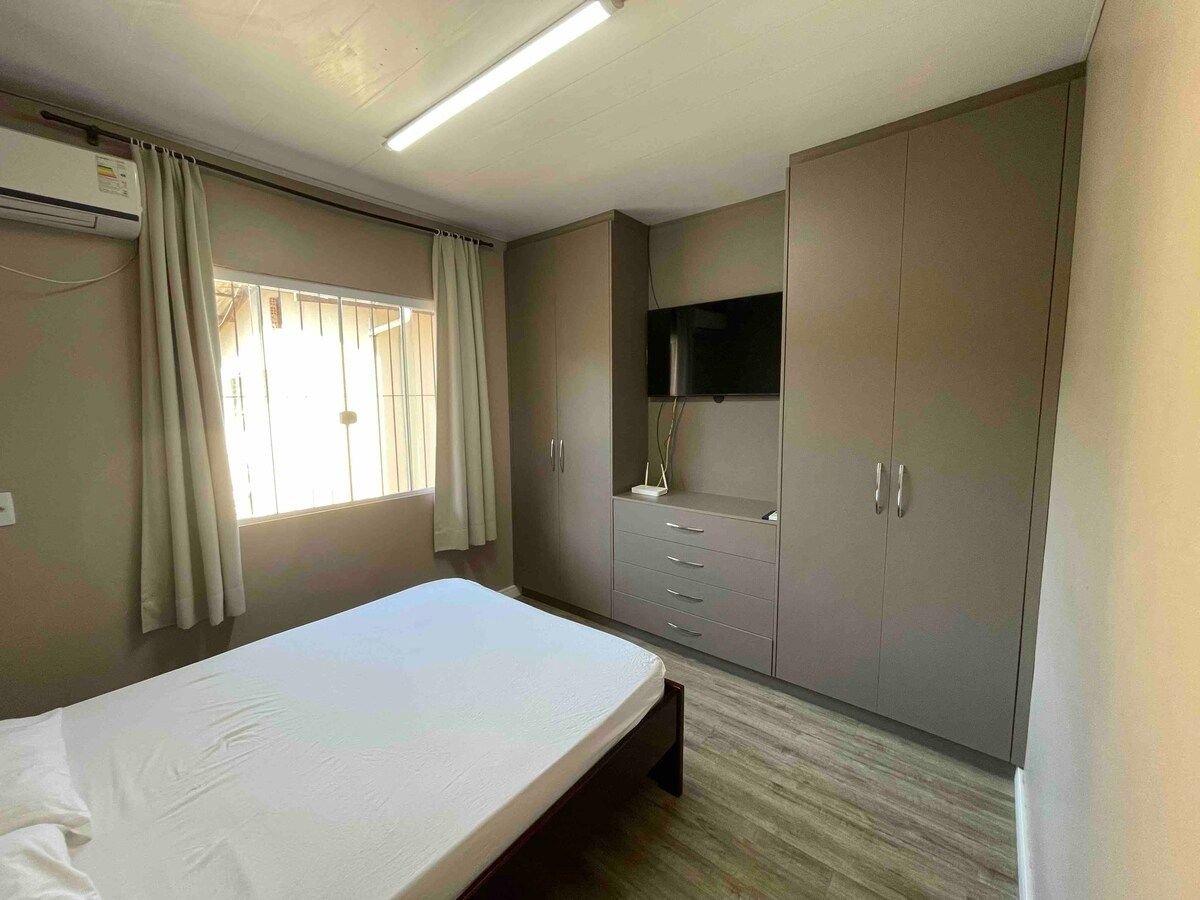 A Jóia de Blumenau Home Office e Garagem Coberta — 5-Star Luxury Hotel in Blumenau, Brasil