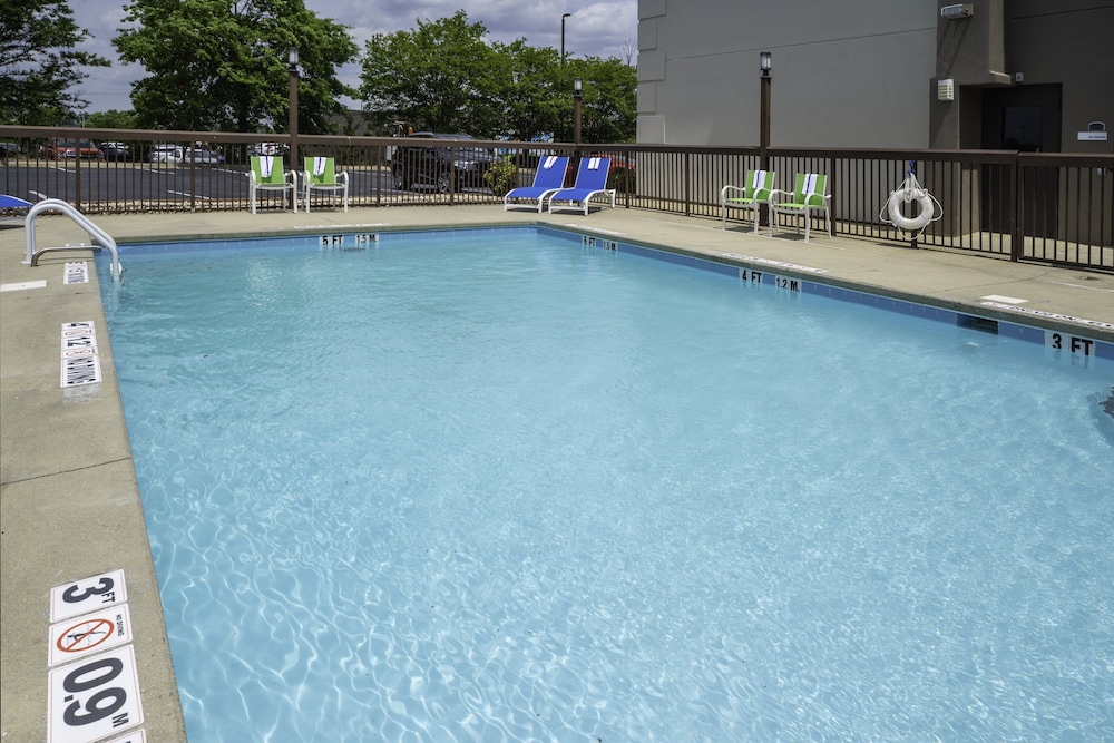Holiday Inn Express Clayton by IHG - photo 17