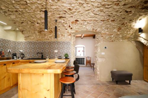 Sasso Bianco Bagno Hammam Doccia emozionale — hotel in Santo Stefano Di Sessanio