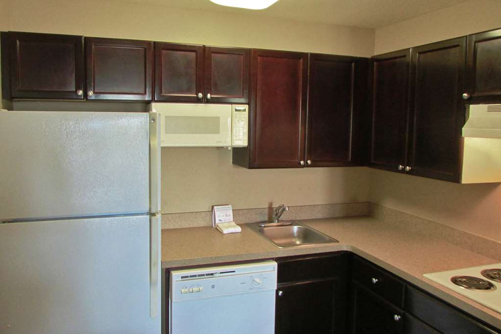 Extended Stay America Suites Memphis Wolfchase Galleria - photo 39