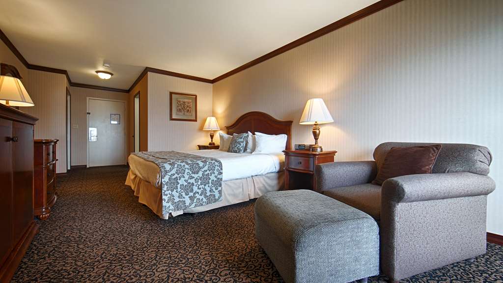 Best Western Edgewater Resort - photo 32