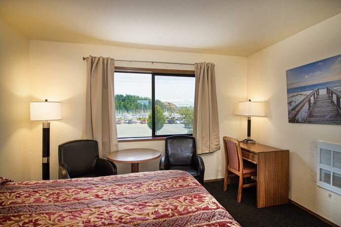 Cap Sante Inn - photo 18