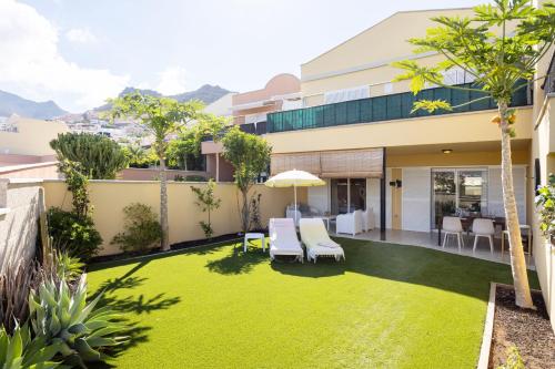 Nice Garden Valle del Sol — 4-Star Luxury Hotel in Adeje, Spain