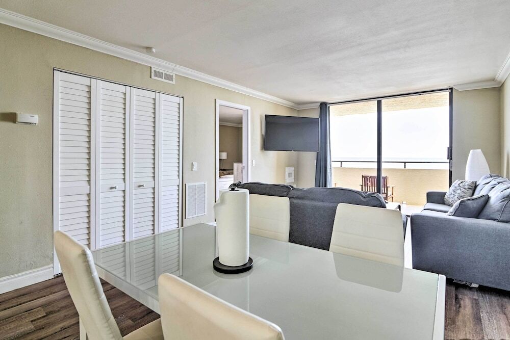 Waterfront Condo Resort Pool Tennis and Beach - photo 2