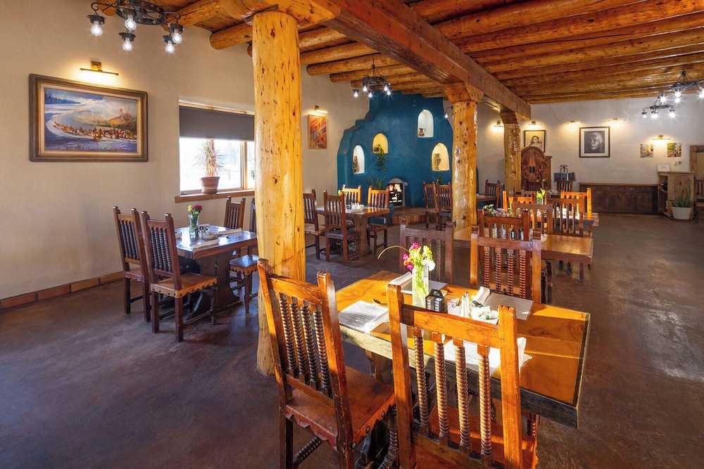 Sagebrush Inn & Suites - photo 89