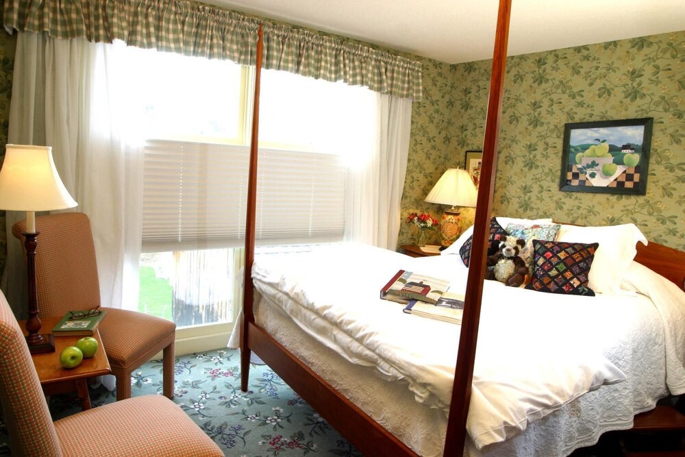 Three Mountain Inn - photo 5