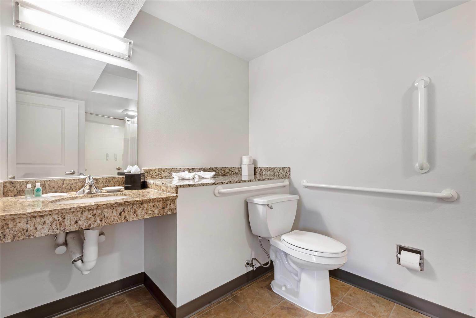 MainStay Suites St. Louis Galleria - photo 10
