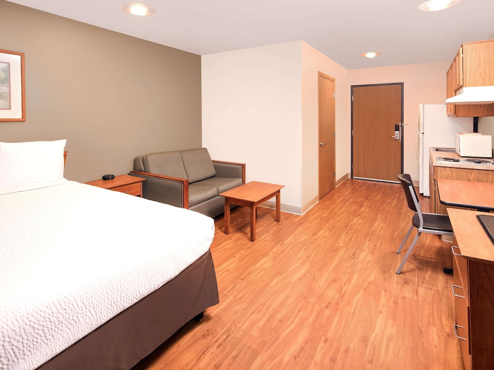 Extended Stay America Select Suites Fayetteville Cliffdale - photo 8