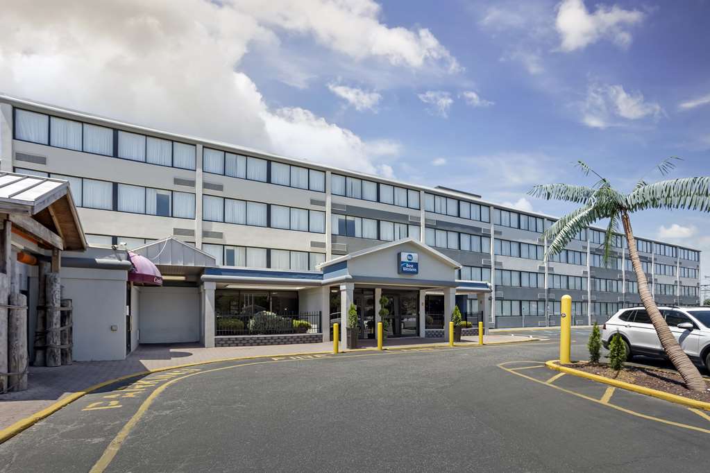 Best Western Rutgers University Hotel - photo 46