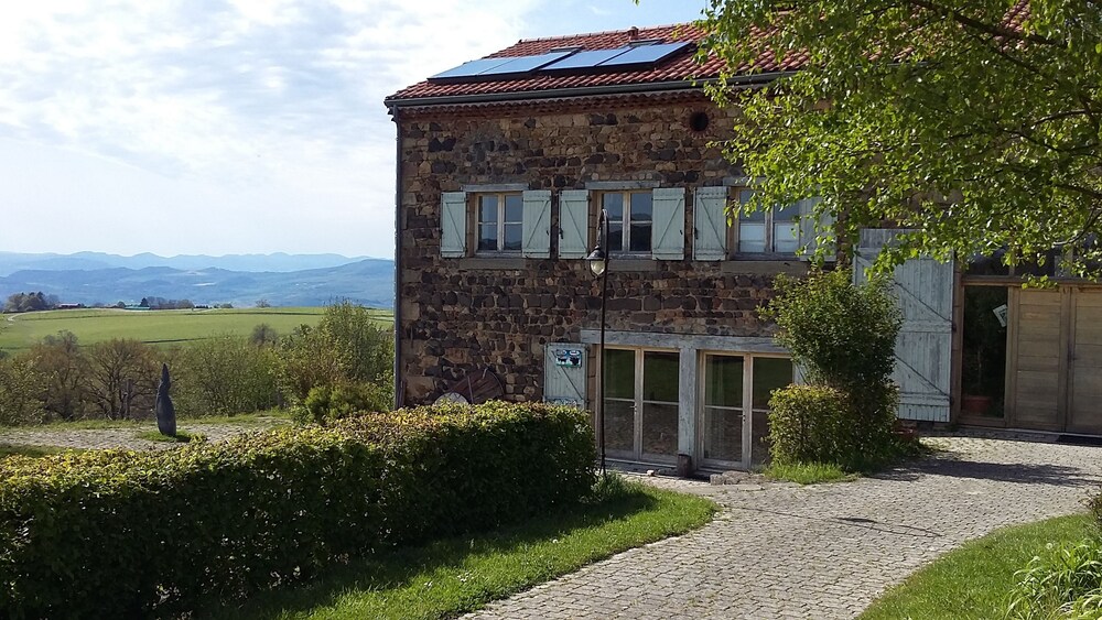 Auberge les Liards — hotel in Issoire