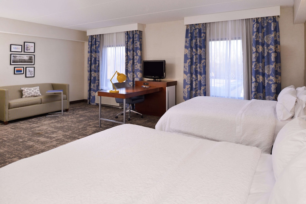 Hampton Inn & Suites Wilmington - photo 13