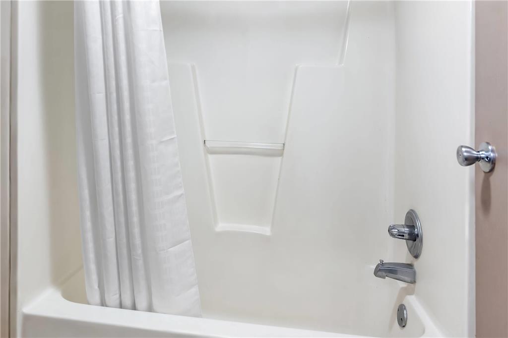 Super 8 by Wyndham Columbia - photo 23