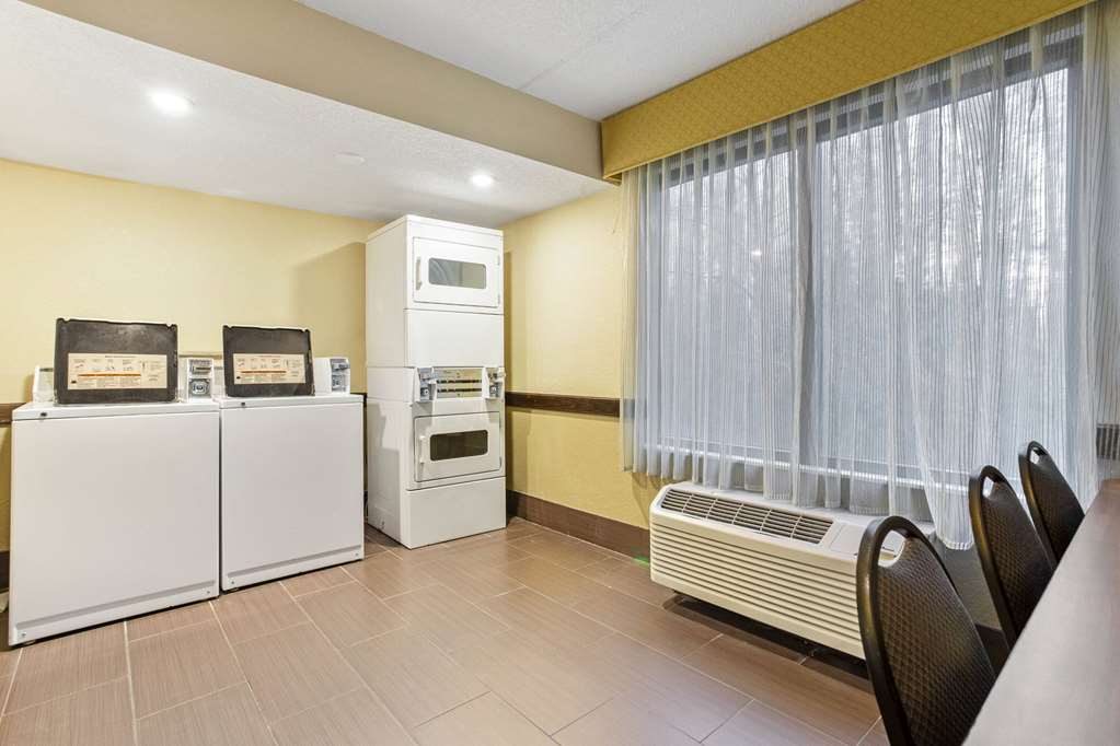 La Quinta Inn & Suites by Wyndham Tampa North I 75 - photo 27
