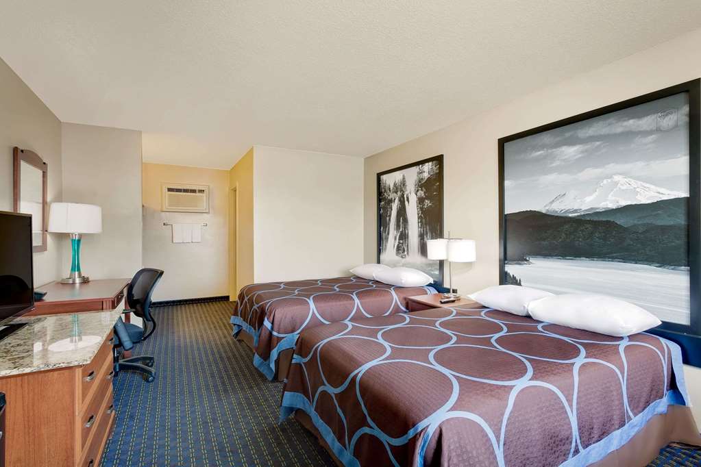 Super 8 by Wyndham Alturas - photo 14
