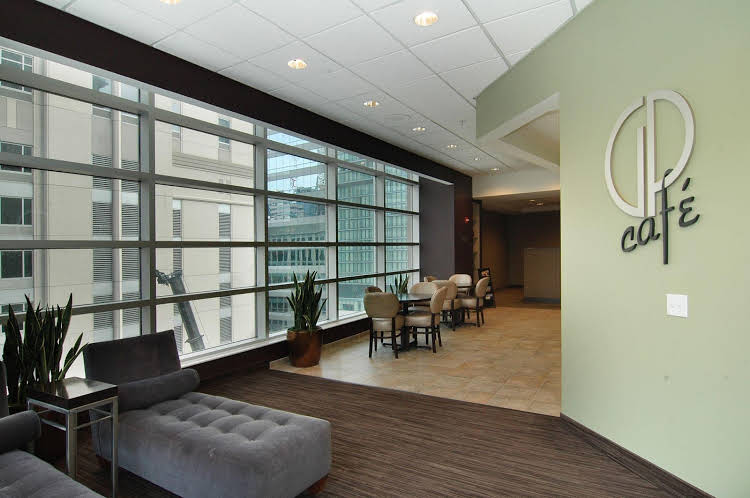 Premier Luxury Suites - photo 2