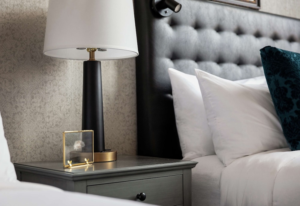 The Foundry Hotel Asheville Curio Collection by Hilton - photo 12