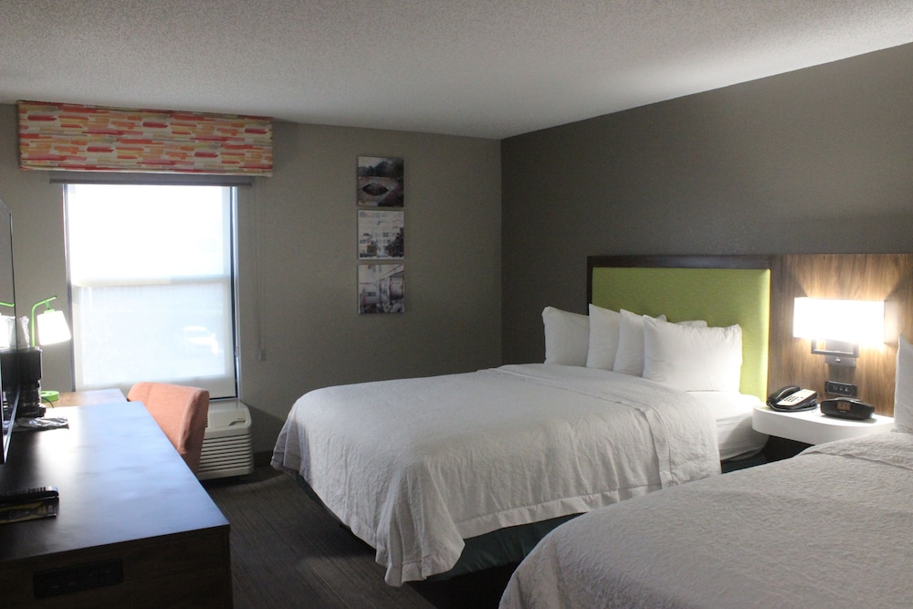 Hampton Inn Charlotte Monroe - photo 5