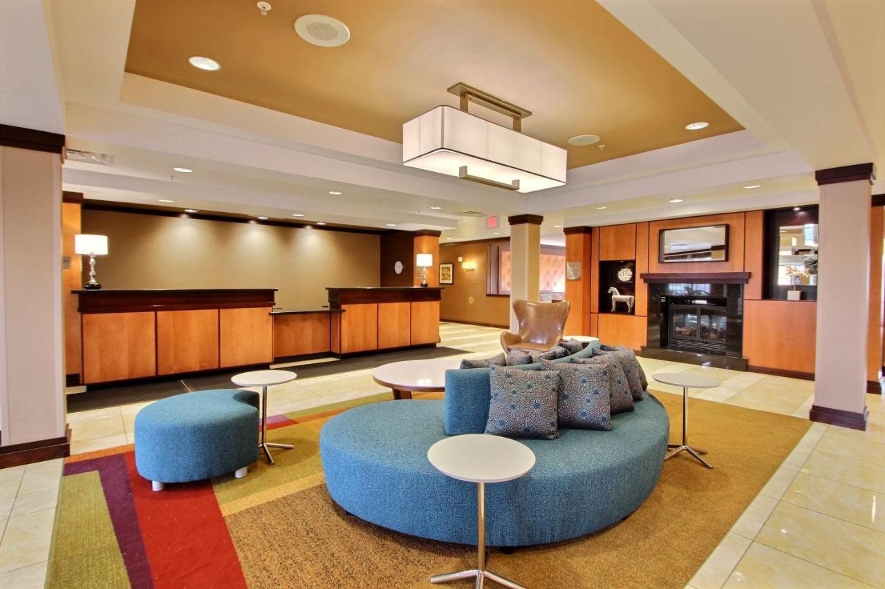 Fairfield Inn & Suites by Marriott Milwaukee Airport - photo 8