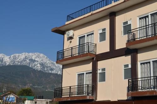 Himalaya Inn Hotel in Palampur, India