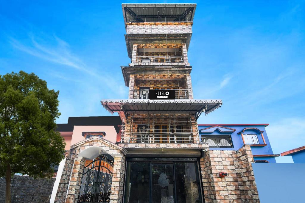 Four Fox Suits by OYO Rooms in Bagdogra, India