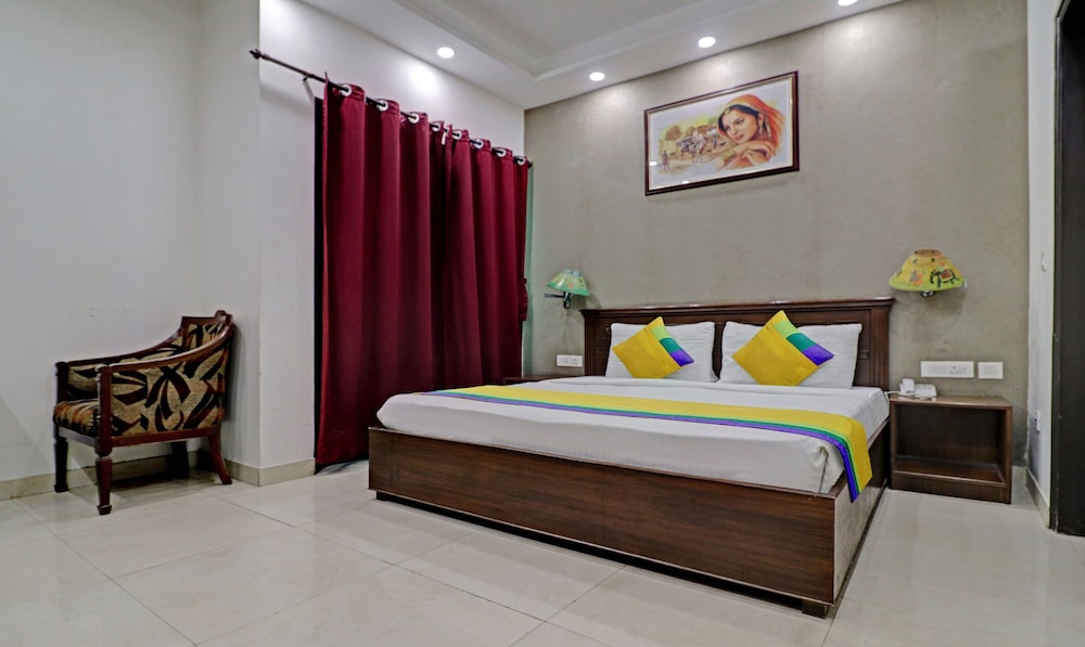 Itsy By Treebo Hamlets Stay - last minute hotel in Noida