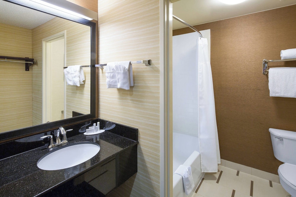 Fairfield Inn & Suites San Antonio Airport North Star Mall - photo 12