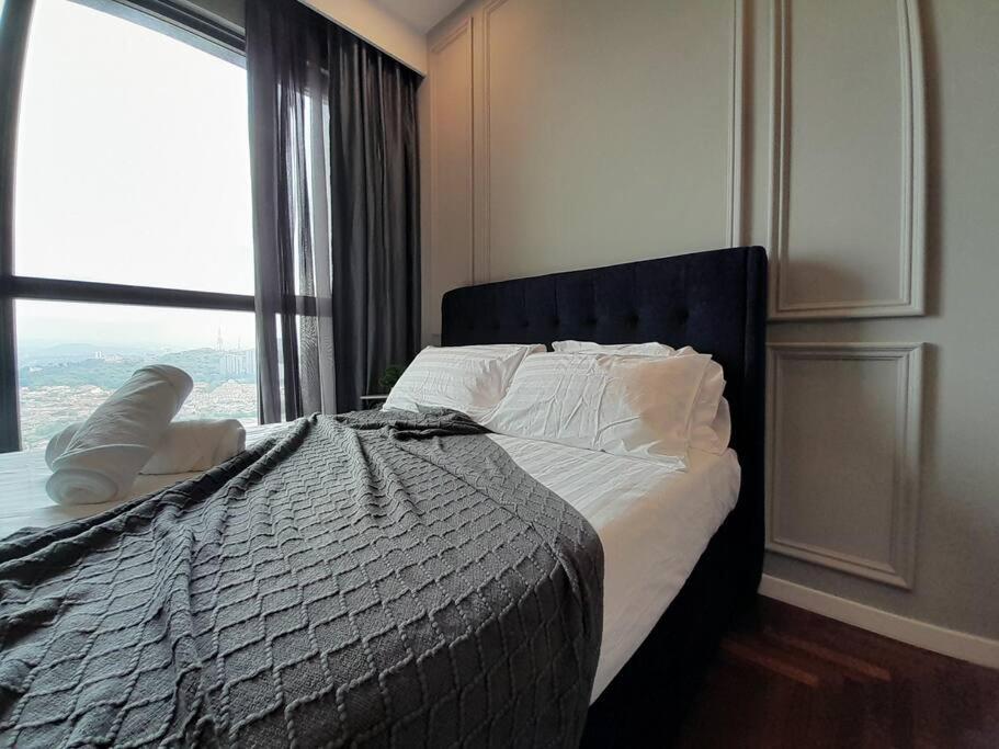 Bloomsvale Residence 2 Bedroom Deluxe Suite Old Klang Road — 4-Star Luxury Hotel in Kuala Lumpur, Malaysia