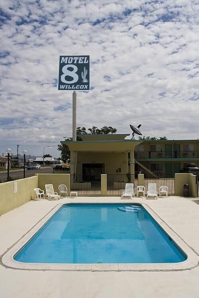 Motel 8 willcox - last minute hotel in Willcox