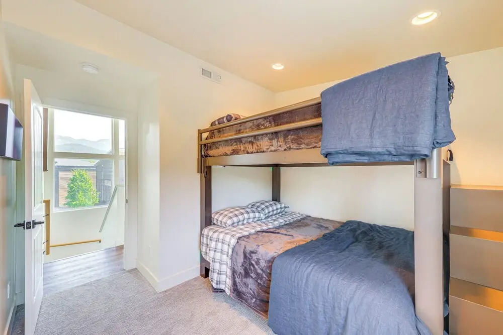1 Mi to Lake: Upscale Condo in Whitefish Resort - photo 4