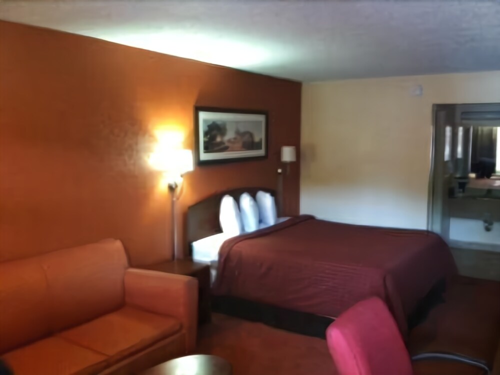 Westgate Inn and Suites - photo 5