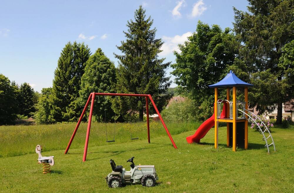 Childrens Play Area - Outdoor