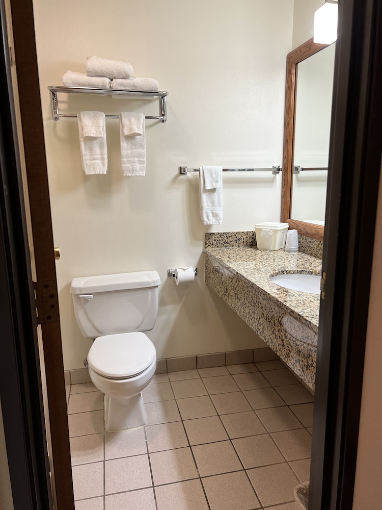 Serena Inn & Suites Sundance - photo 13