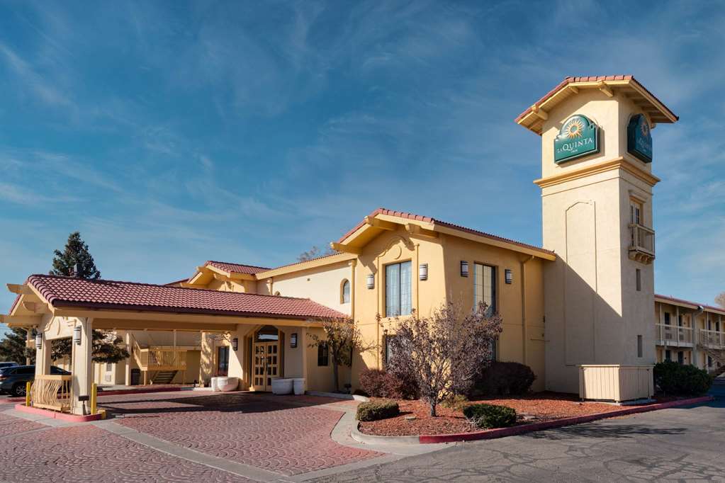 La Quinta Inn by Wyndham Farmington - photo 2