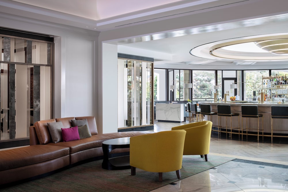 Four Seasons Hotel Los Angeles at Westlake Village - photo 3