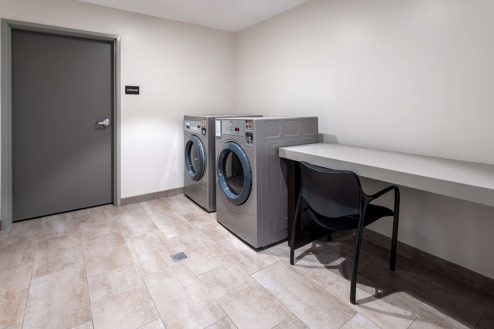 Hampton Inn Monticello - photo 17