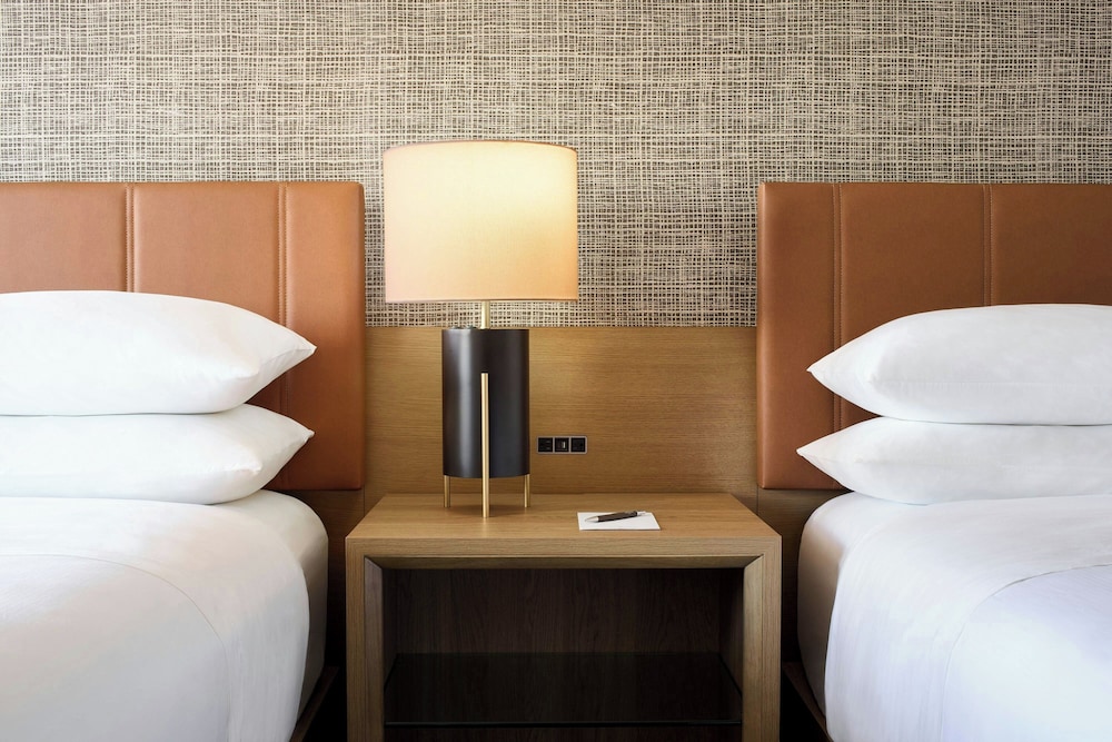 Sheraton Baltimore North Hotel - photo 10