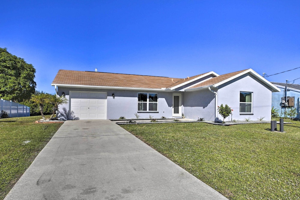 Coastal Port Charlotte Gem with Private Pool in Port Charlotte, United States