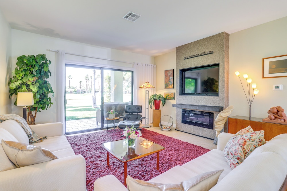 Resort Pools and Golf Palm Springs Condo - photo 3
