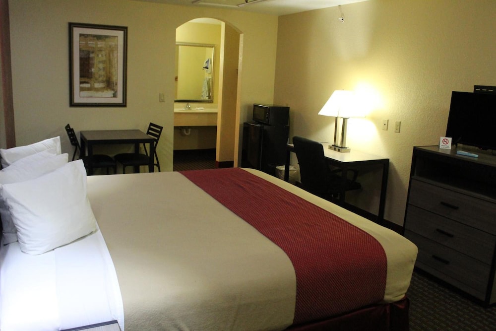 Scottish Inns Fort Worth - photo 11