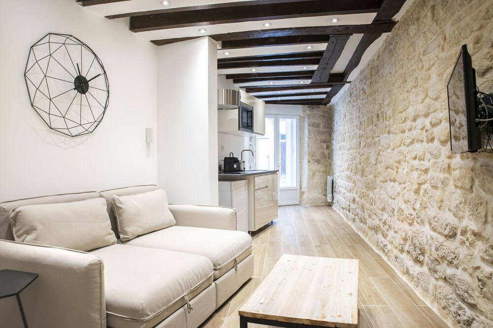 Dreamyflat Montmartre - last minute hotel in Paris